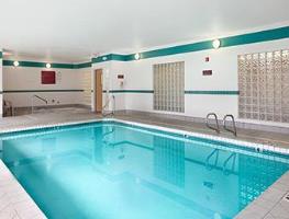 Howard Johnson Inn And Suites 