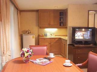 Silom City Inn 