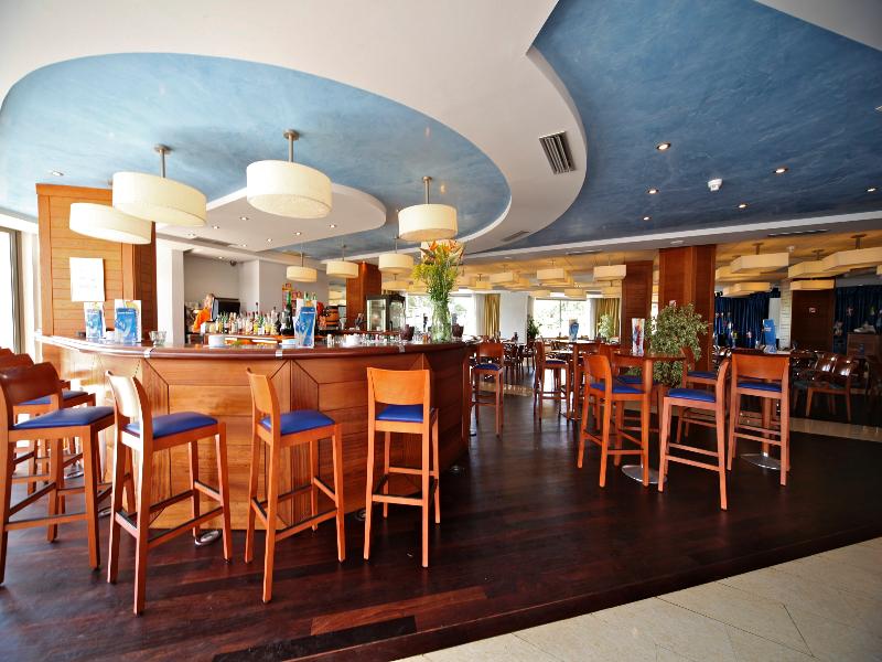 Marins Beach Club 