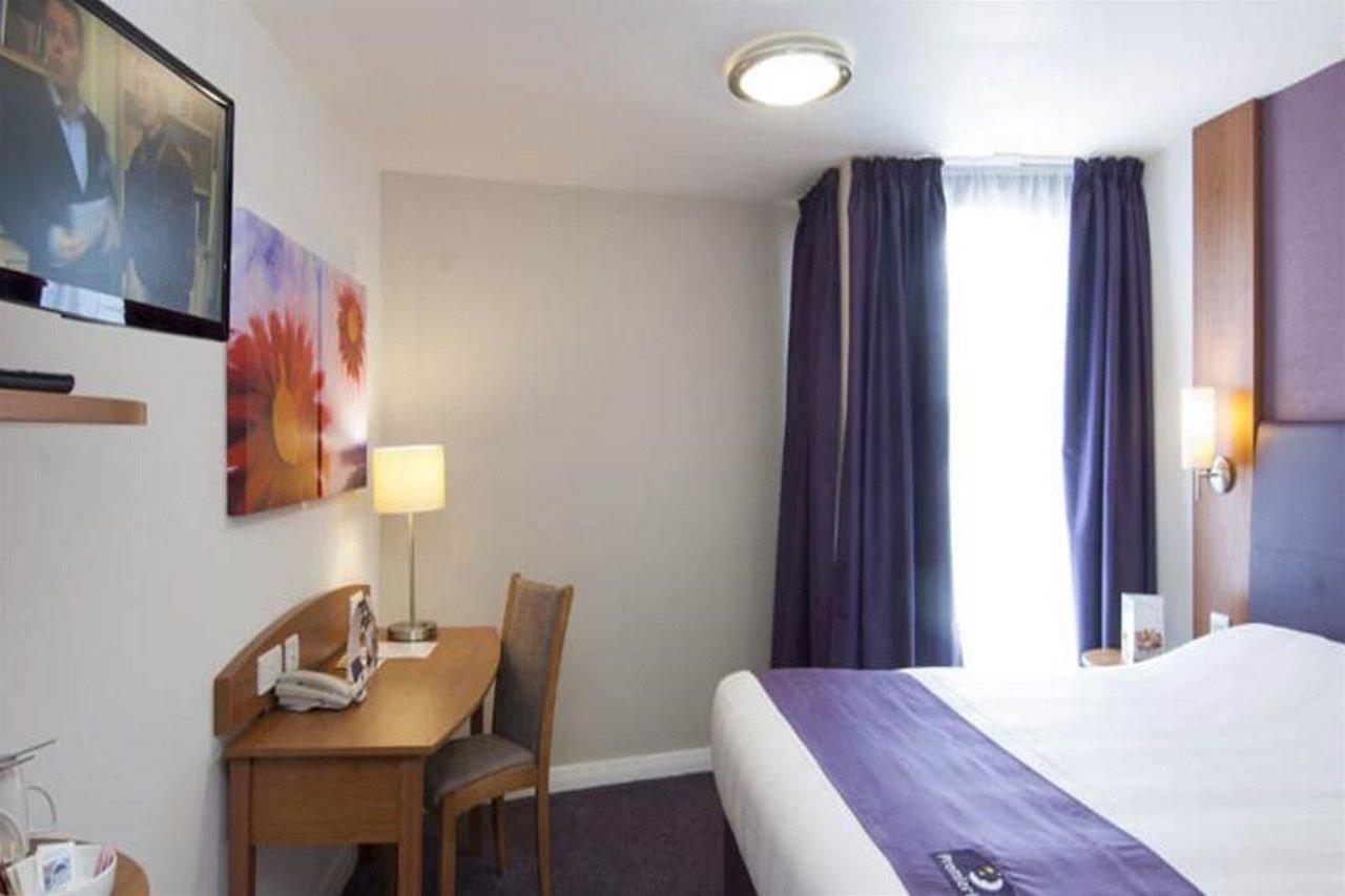 Premier Inn Leicester City Centre 