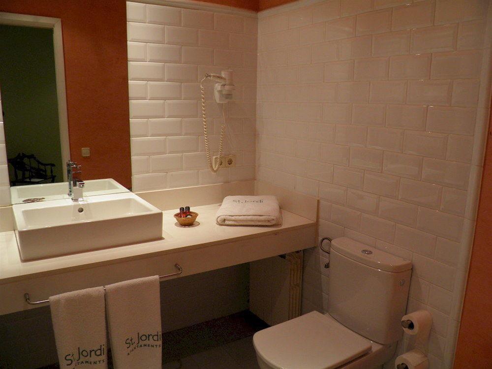Apartaments Sant Jordi Girona 97 