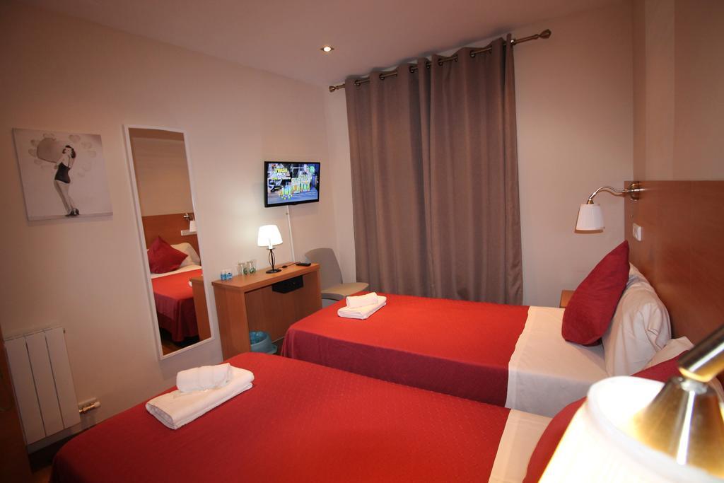Hostal Orleans Barcelona 